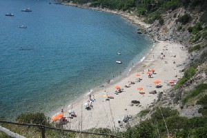 Xtrallusion offers characteristic Bed and Breakfast, B&B, Guest House, Hotel, Albergo and Country Lodge accommodation in Italy. Plus independent self-guided Walking, Adventure, Activity, Skiing and Paragliding Holiday itineraries on the Italian Rivieras, in the Italian Lakes, in the Italian Alps and in some of the most beautiful corners of Italy.